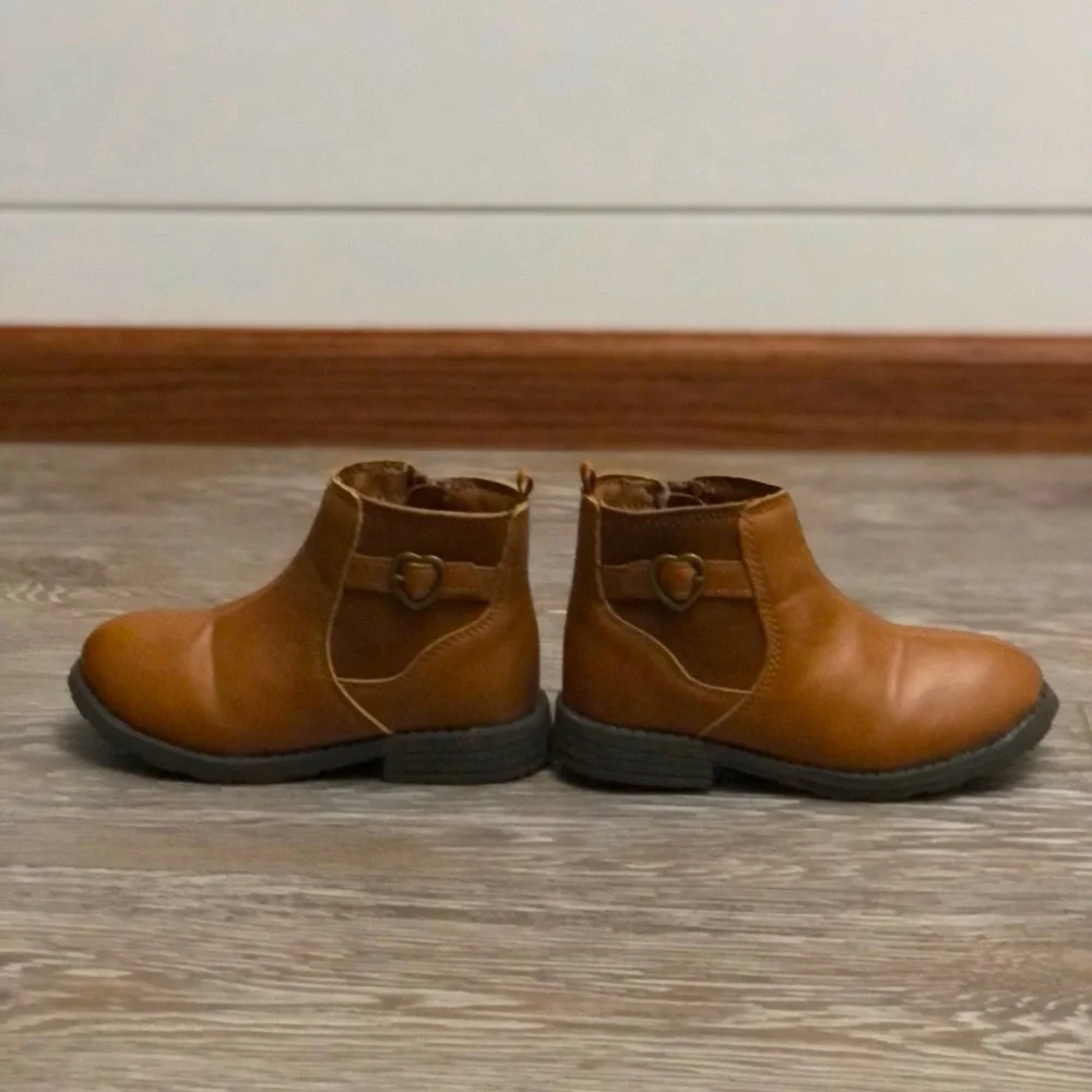 Carter's Tan Girl’s Boots with Heart Detail - Picture 3 of 8